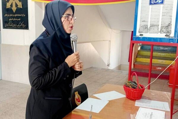 جلسه معارفه و ورود دانش آموزان پایه هفتم به دبیرستان فرزانگان شهر قدس 