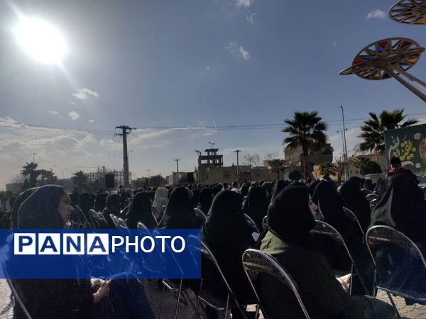 دعای ندبه باشکوه در آستانه میلاد حضرت مهدی(عج) در میدان حج یزد