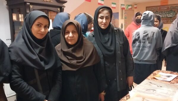 جشنواره‌ امید فردا در مدرسه حاج مهدی رسولی 