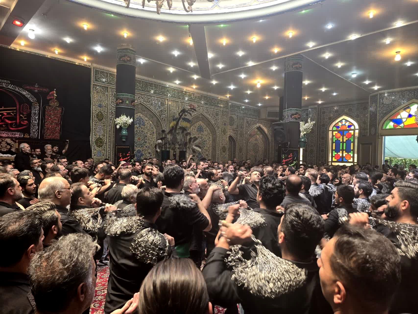 مراسم عاشورای حسینی در انگورستان ملک اصفهان