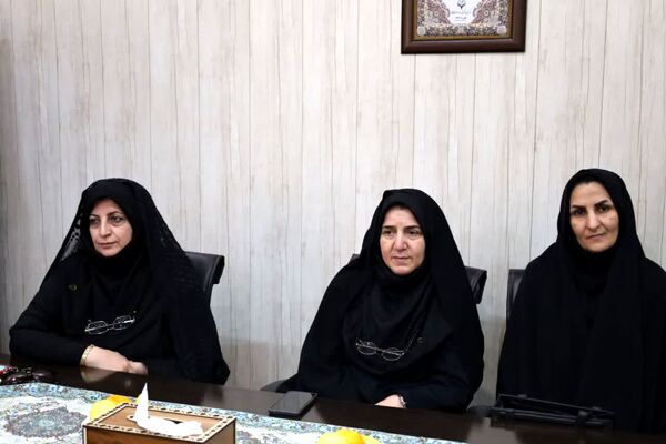 افتتاح زمین چمن دبیرستان دوره اول استعدادهای درخشان شهیدان مزیدی 
