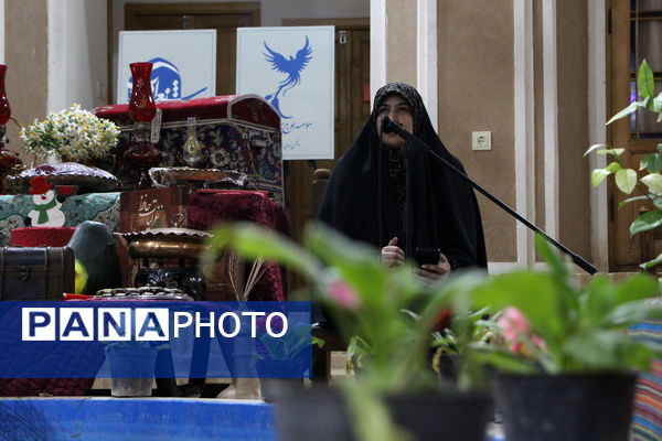 شب یلدا شاعرانه در خانه شعر و ادب شهرداری یزد