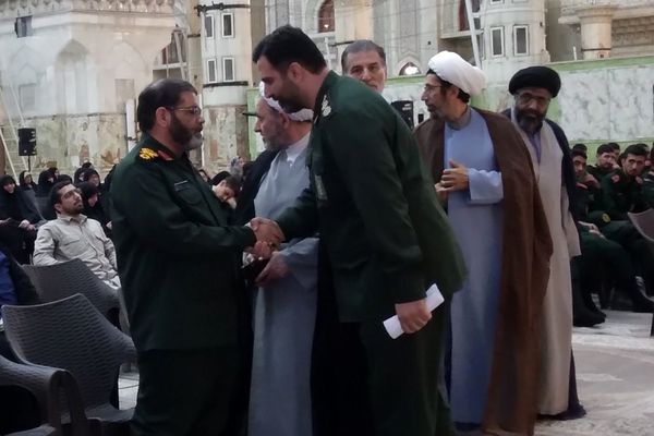 تجدید میثاق مربیان عقیدتی، هادیان سیاسی و فعالان عرصه جهاد تبیین در سپاه پاسداران و بسیج کشور با آرمان‌های بنیانگذار جمهوری اسلامی در حرم امام خمینی (ره)