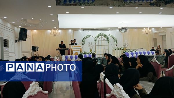  جشن ستارگان مدرسه نمونه اندیشه در شهرستان کاشمر