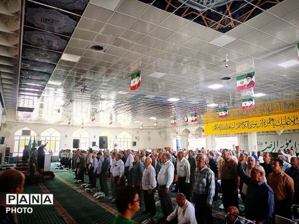 نماز عبادی سیاسی جمعه در شهرستان کاشمر 