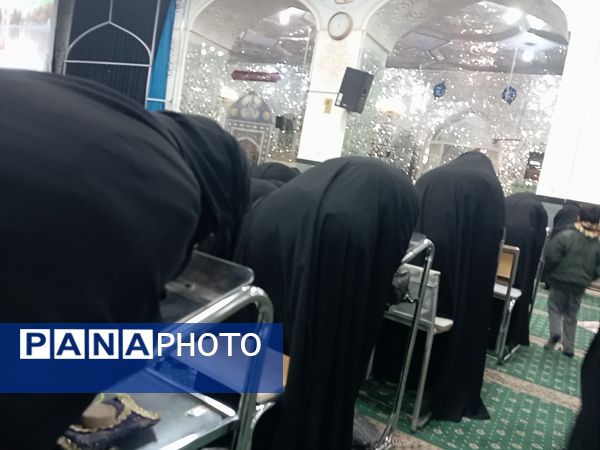 نماز جماعت همزمان با شب لیلة الرغائب در شهرستان کاشمر 