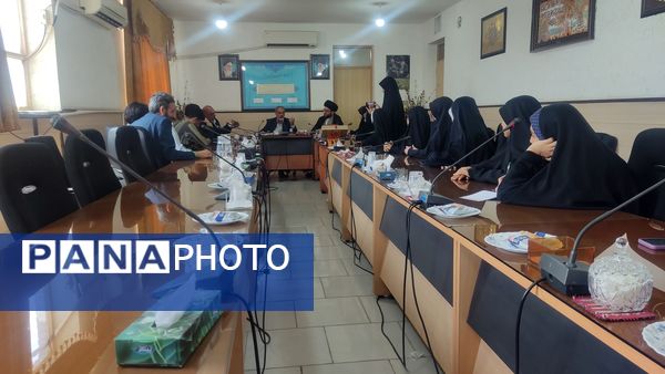 دیدار خبرنگاران پانا با مدیر آموزش و پرورش ناحیه 3 قم