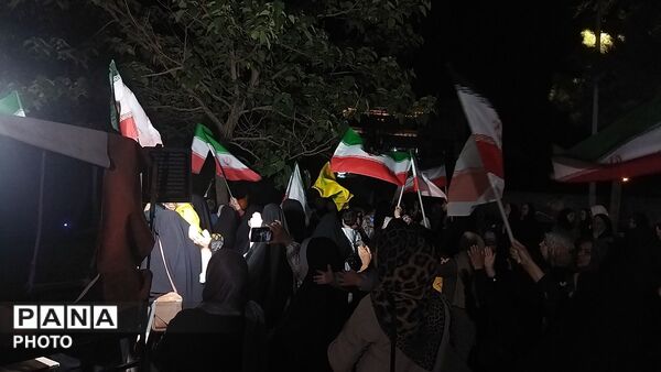 نود و پنجمین شب از شب های مقاومت بلوار جمهوری نیشابور در قاب پانا 