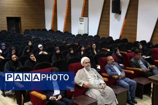 افتتاحیه جلسات جهاد تبیین معلمانه و گروه‌های پیشرفت مدارس