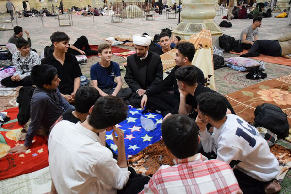 نخستین روز اعتکاف دانش‌آموزی در مساجد قم