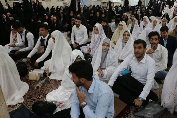 جشن ازدواج مسجدی 132 زوج جوان در قم - 2