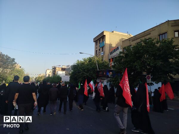 ثبت تاریخی‌ترین وداع در قلب جهان