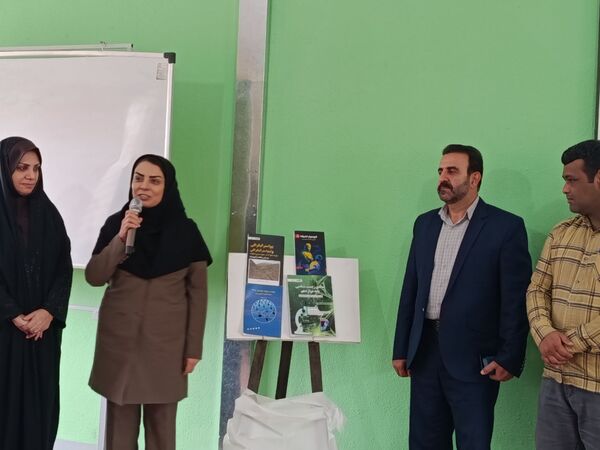 رونمایی از سه اثر به قلم سه دبیر دماوند
