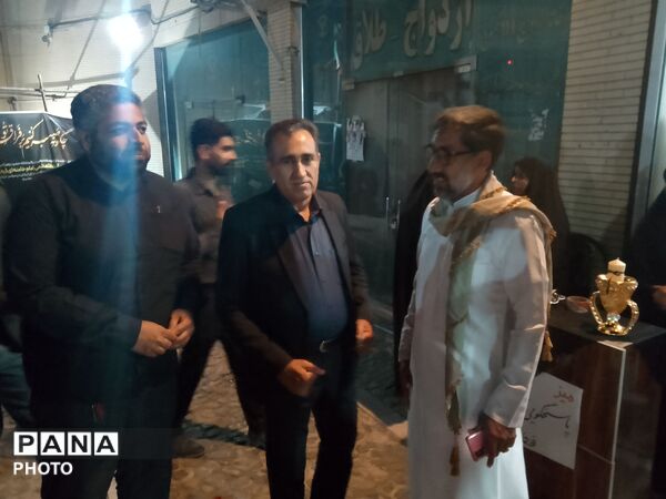 بازدید رئیس آموزش‌وپرورش از غرفه‌های فرهنگی و آموزشی؛ تأکید بر تداوم یادگیری در هر شرایط