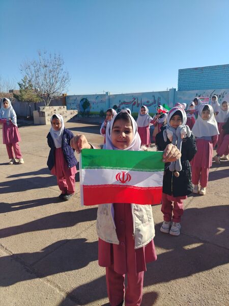 آیین بزرگداشت سردار شهید حاج قاسم سلیمانی در مدرسه ی بی بی صائب نقدی همت آباد
