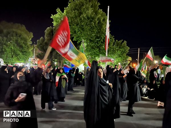 پرچم گردانی مردم «روستای ینگی امام» شهرستان ساوجبلاغ 