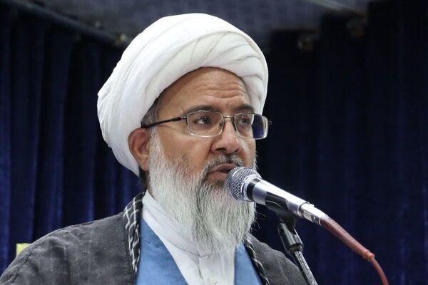  نگاه توحیدی، عامل عبور از بن‌بست‌های مادی است