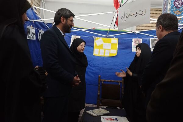 جشن انقلاب در ناحیه دو شهرری با حضور معاون پرورشی و فرهنگی شهرستانهای استان تهران 