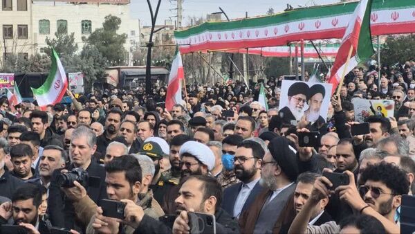 برپایی ایستگاه کوچ به مناسب سالگرد پیروزی اقلاب اسلامی ایران