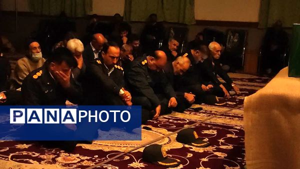 مراسم وداع با پیکر شهید جواد حسن زاده در مسجد امام علی(ع)