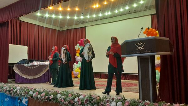 جشن نیمه شعبان و  گرامیداشت دهه فجر انقلاب اسلامی در کانون مهرتابان نیشابور