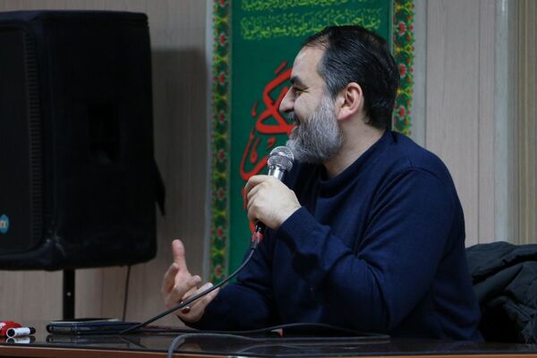 مسیر معلمی گامی در ارتقای مهارت‌های حرفه‌ای فرهنگیان ملارد