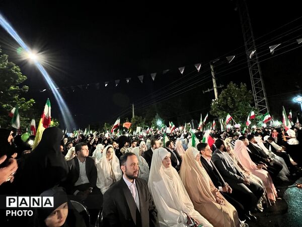ازداواج ۵۰ زوج کرجی در شب سالگرد ازدواج امام علی(ع) و حضرت فاطمه(س) در کرج 