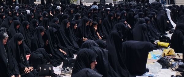 برگزاری نماز ظهر عاشورا در خلیل آباد 