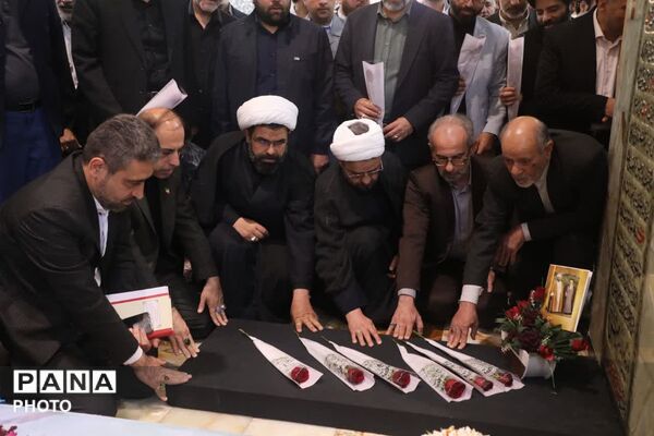آغاز برنامه‌های گرامیداشت هفته معلم در قم