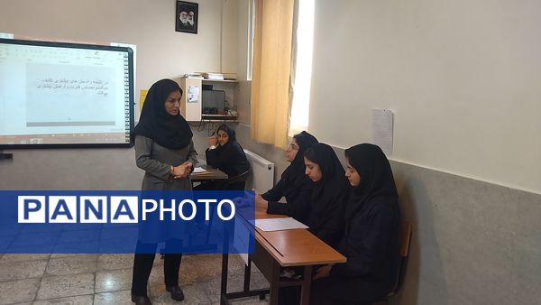  یازدهمین جشنواره الگوی برتر تدریس درس تفکر و سبک زندگی در ناحیه دو کرج