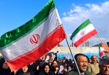 تجمع بزرگ مردمی بیعت با سومین رهبر انقلاب در شهرستان باشت