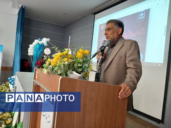  مراسم هفته سلامت در دبستان آرمینه مصلی نژاد ناحیه ۶ مشهد