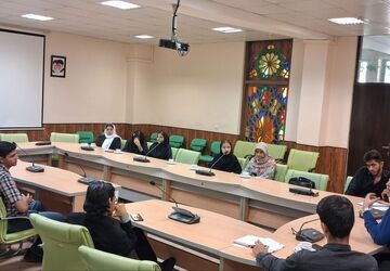 تئاتر، روایت امروز ایران در نشست هنرمندان کرمانی