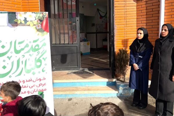 جشن انقلاب در ناحیه دو شهرری با حضور معاون پرورشی و فرهنگی شهرستانهای استان تهران 