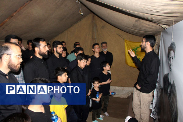 روایتگری طلاب جوان در یادواره شهدای مدرسه حقانی قم