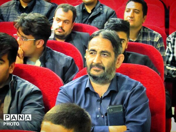 نشست خبری فرمانده ناحیه مقاومت بسیج کاشمر با اصحاب رسانه