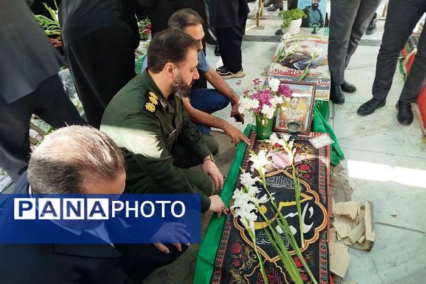 گرامیداشت هفته دفاع مقدس و جهاد تبیین در ناحیه دو شهرری 