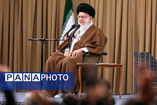 دیدار کارگران با رهبر معظم انقلاب