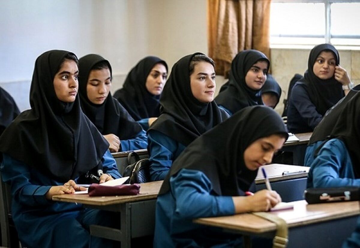 اعتمادبه‌نفس؛ چراغ درونی که نوجوان را در مسیر پیشرفت تحصیلی هدایت می‌کند