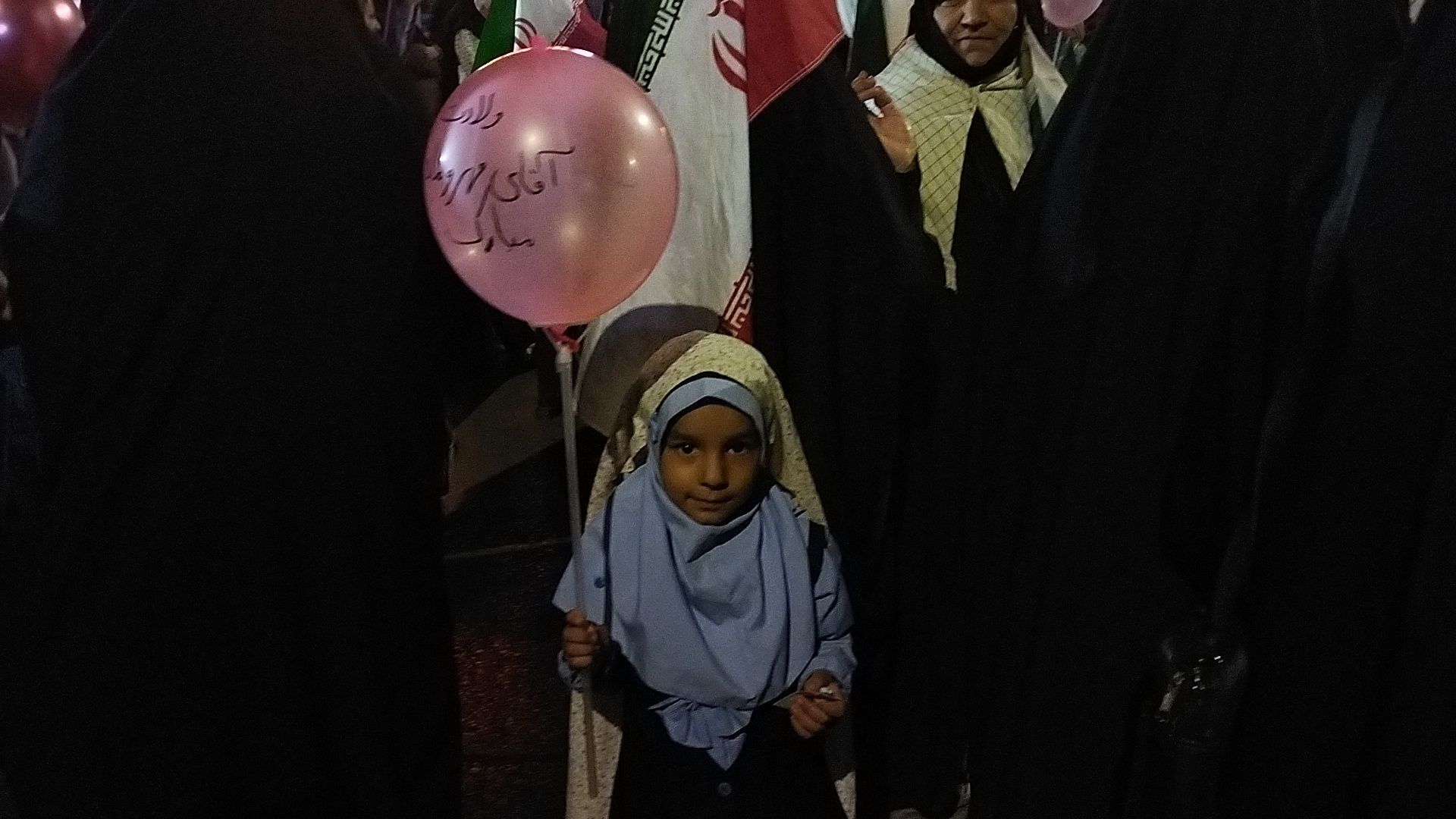 دختران نیشابوری در صف اول تجمعات-۱