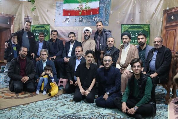 برگزاری باشکوه هشتمین محفل ویژه قرآنی «رواق» با محوریت ترویج جلسات خانگی قرآن کریم در شهرستان فلارد