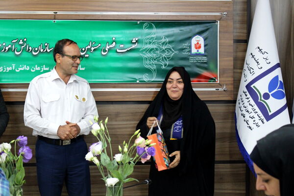 نشست فصلی مسئولان و رابطان سازمان دانش‌آموزی شهرستان‌های استان تهران 