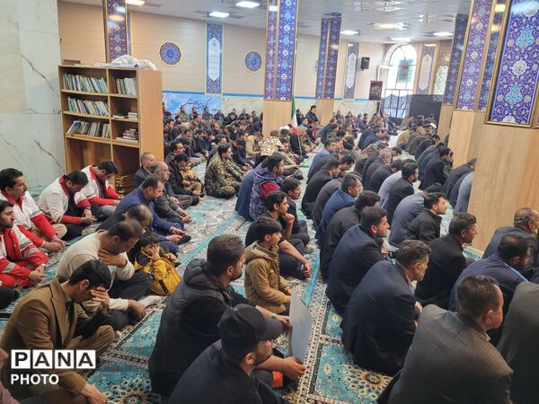  مردم خانمیرزا در سوگ پدر ایران