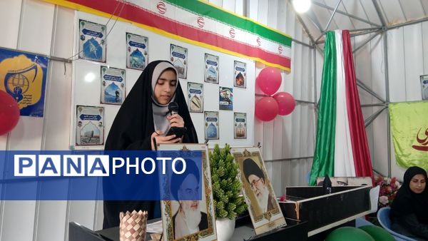 جشن۲۲بهمن در دبیرستان شاهد شهید مصلحی