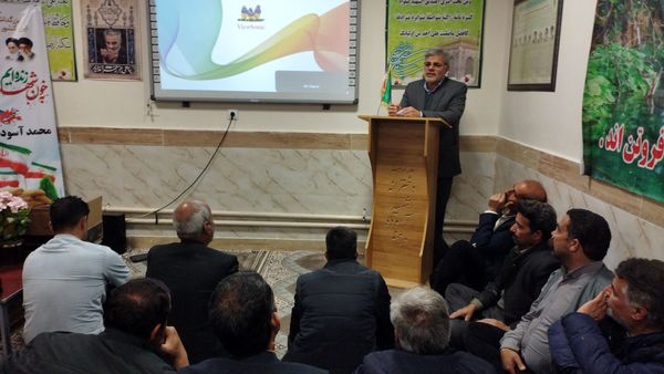 جلسه انجمن اولیان و مربیان در دبیرستان شهید محمد آسوده شهرستان خلیل آباد