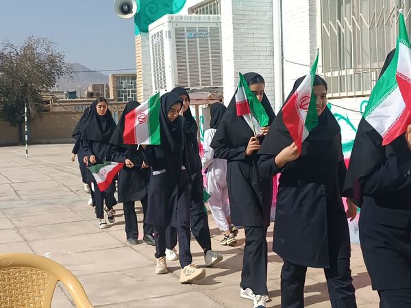 المپیاد ورزشی مدارس بهاباد با شور و نشاط
