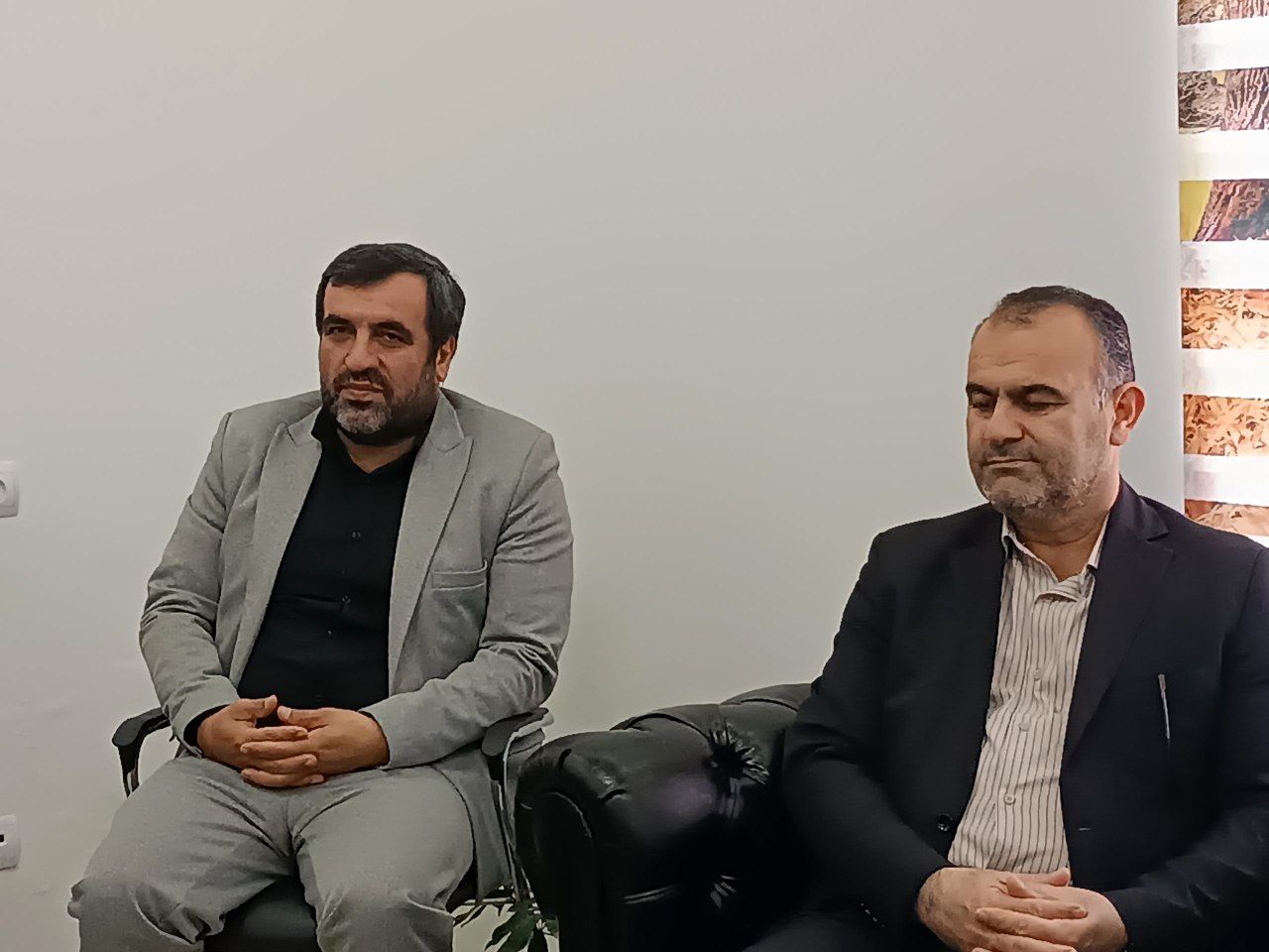 دیدار نوروزی نماینده شهرستان‌های محمودآباد و نور با مدیران ادارات در محمودآباد 