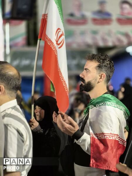 جشن ازدواج زوج انقلابی در تجمعات شبانه مردم پاکدشت