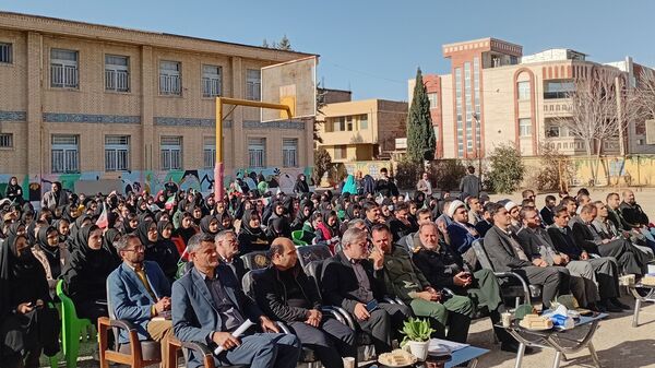 از حماسه تا آینده؛ مدارس، ادامه‌دهندگان راه نور در ۴۷ سالگی انقلاب