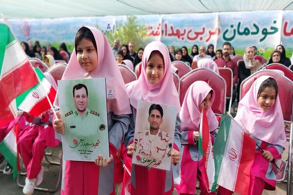 شکوفه‌های خوزستان راهی مدارس شدند